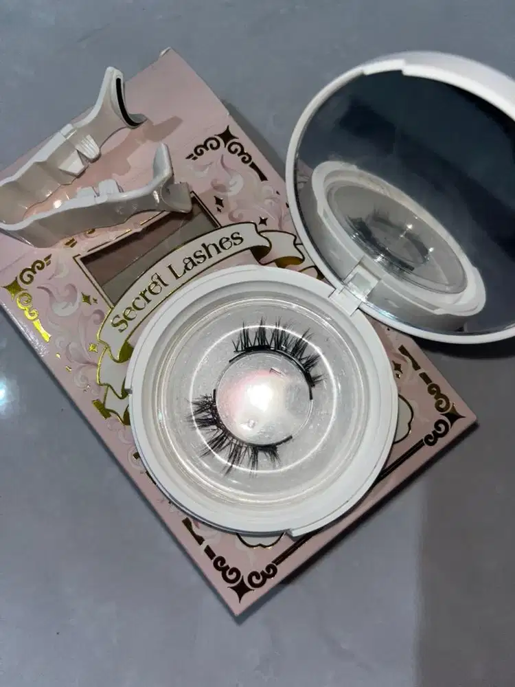 Magnetic Lashes by Secret Lashes