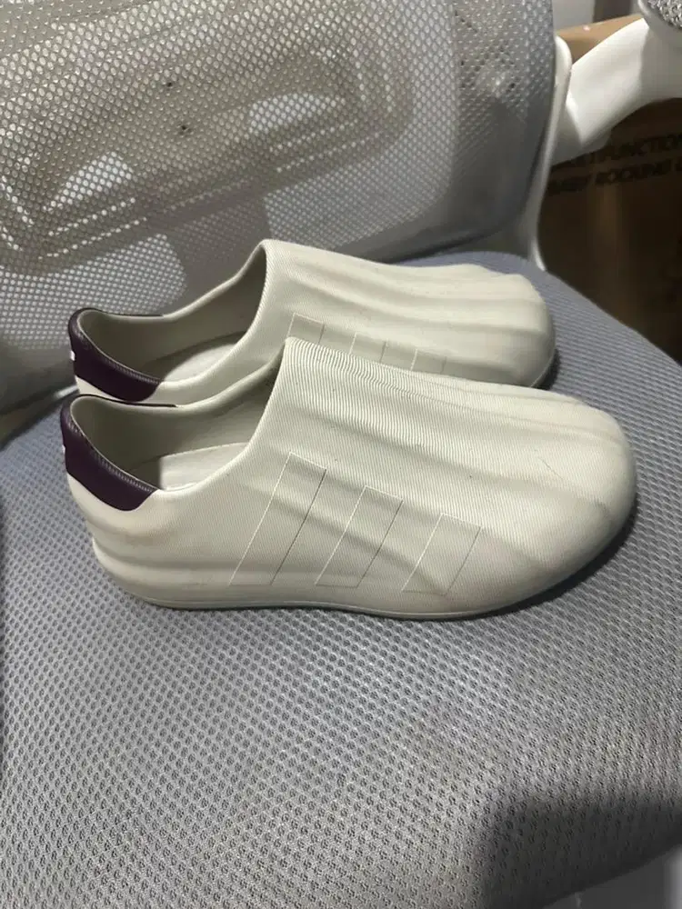 ADIDAS adifom superstar size 42