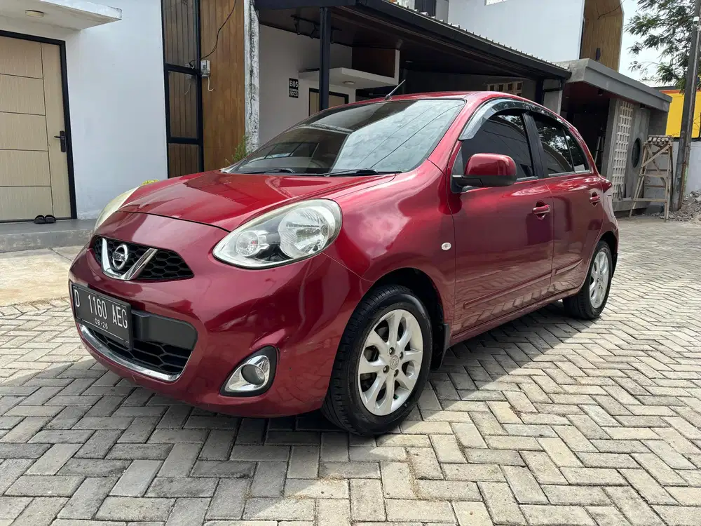 Nissan March 2015 Bensin