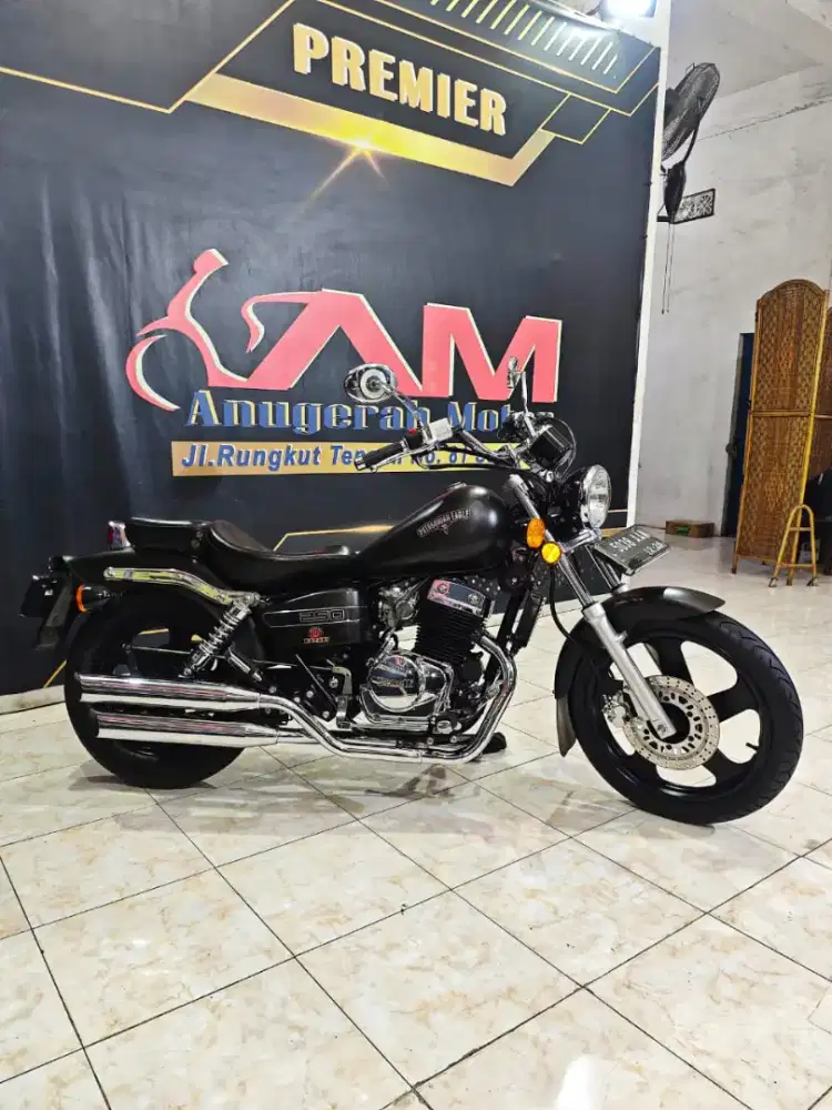 Benelli Patagonian Eagle 250 Carbu TH 2021 otw riding