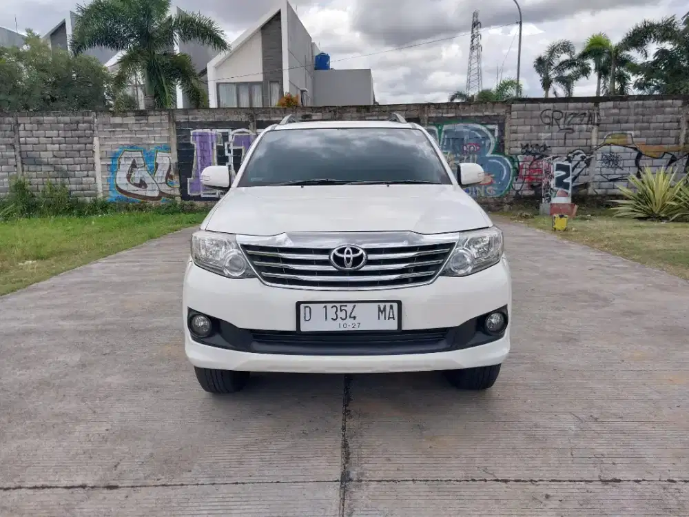 TOYOTA FORTUNER G MATIC DISSEL 2012