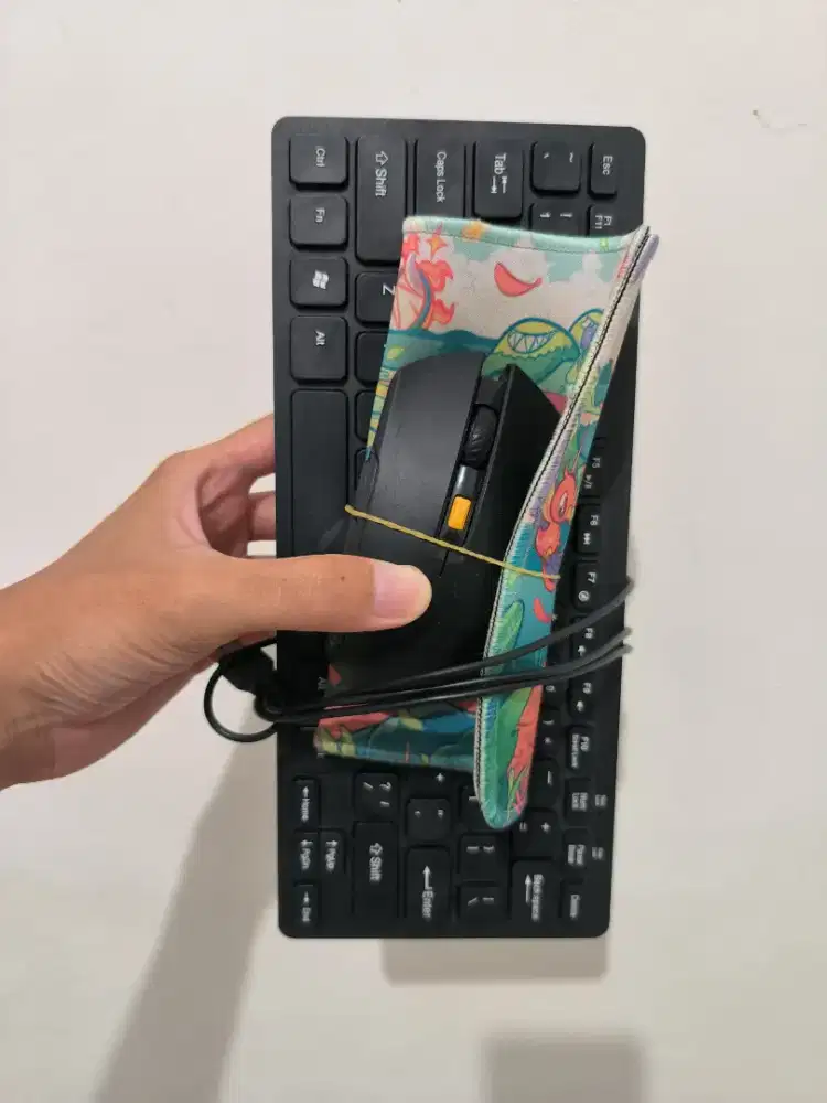 Mouse Fantech Raigor Wireless dan Keyboard mini