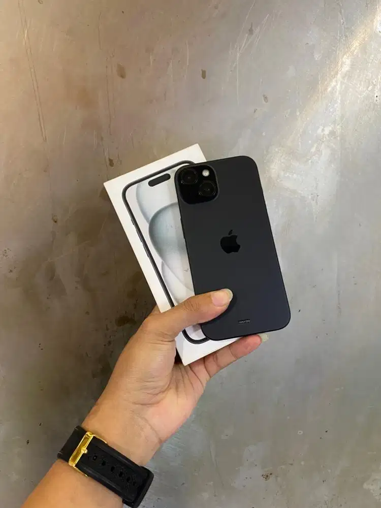 iPhone 15 256gb iBox garansi on