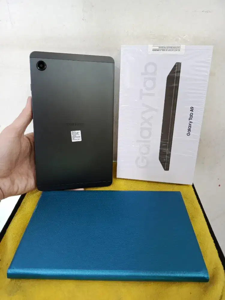 Samsung TAB A9 4/64 Like New Bisa kartu sim (Wifi + Cell)