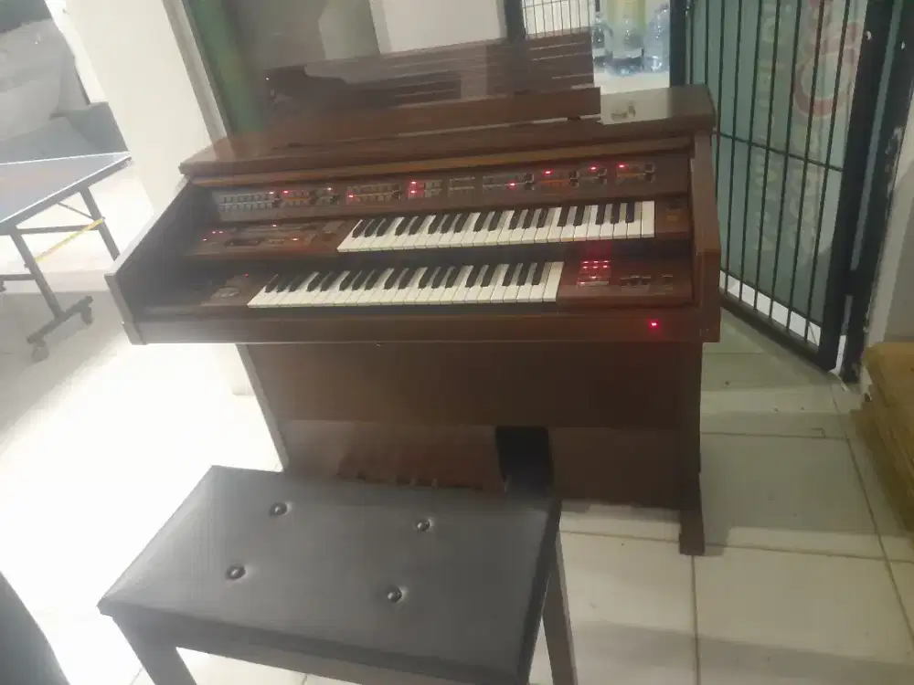 Piano yamaha elexton FE-70