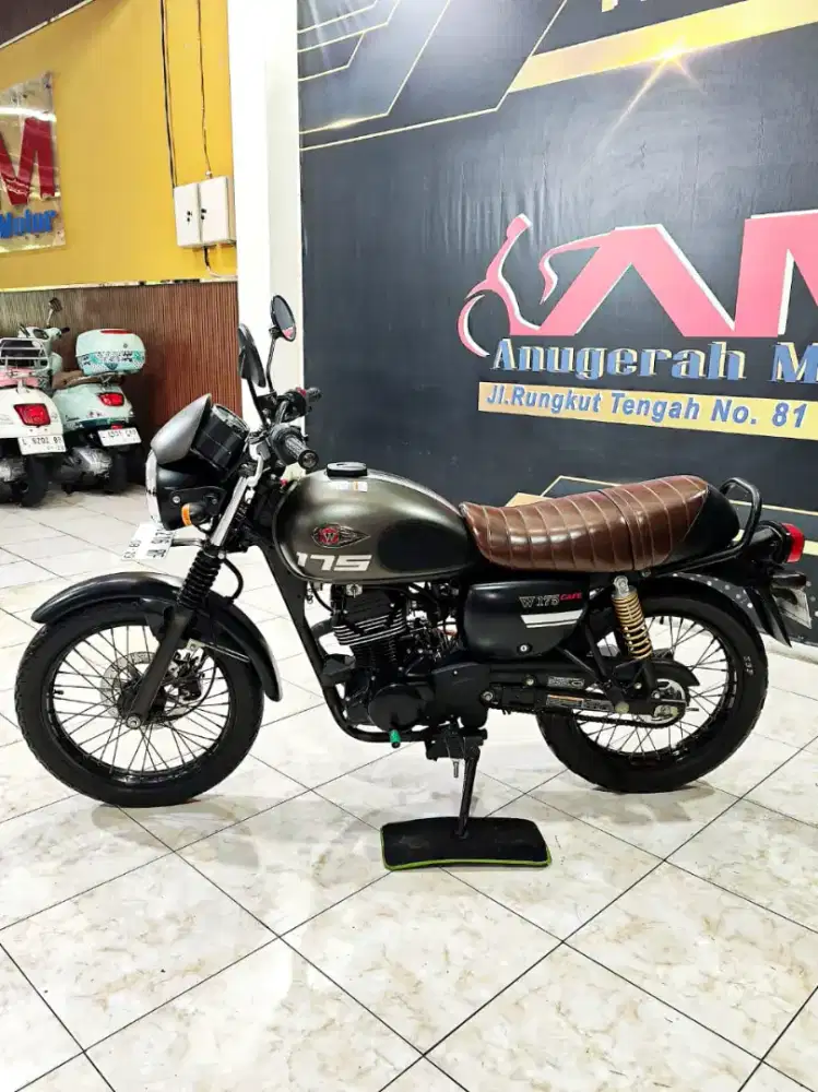 Kawasaki W175 Cafe TH 2019 Anugerah motor rungkut tengah 81