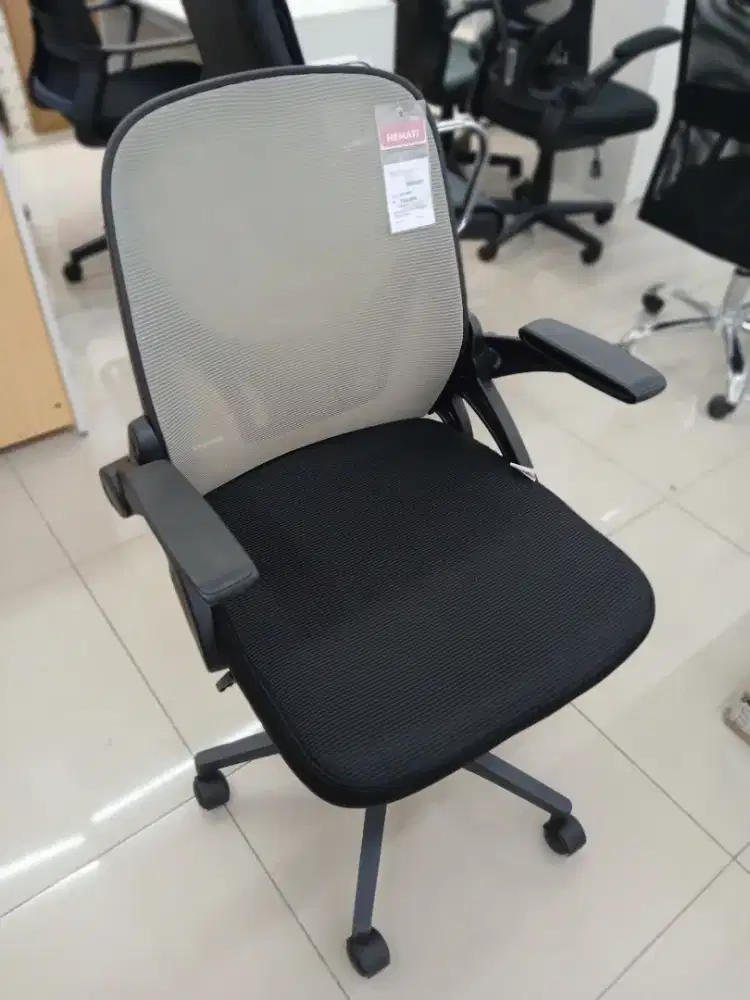 ALDEN OFFICE CHAIR LIGHT GREY