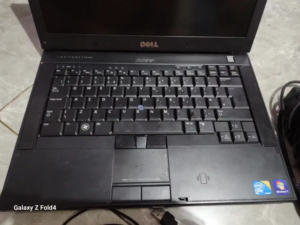 Laptop acer 14core 13 ram 4gb hdd 1 tbwindow 10 free mouse