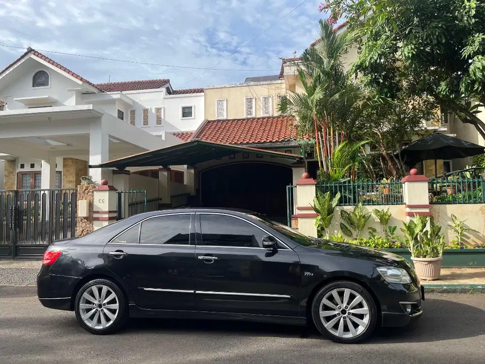 Camry 2.4 V AT Tahun 2008