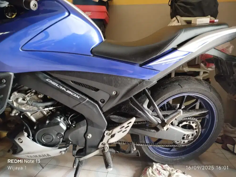 Vixion R Blue Racing
