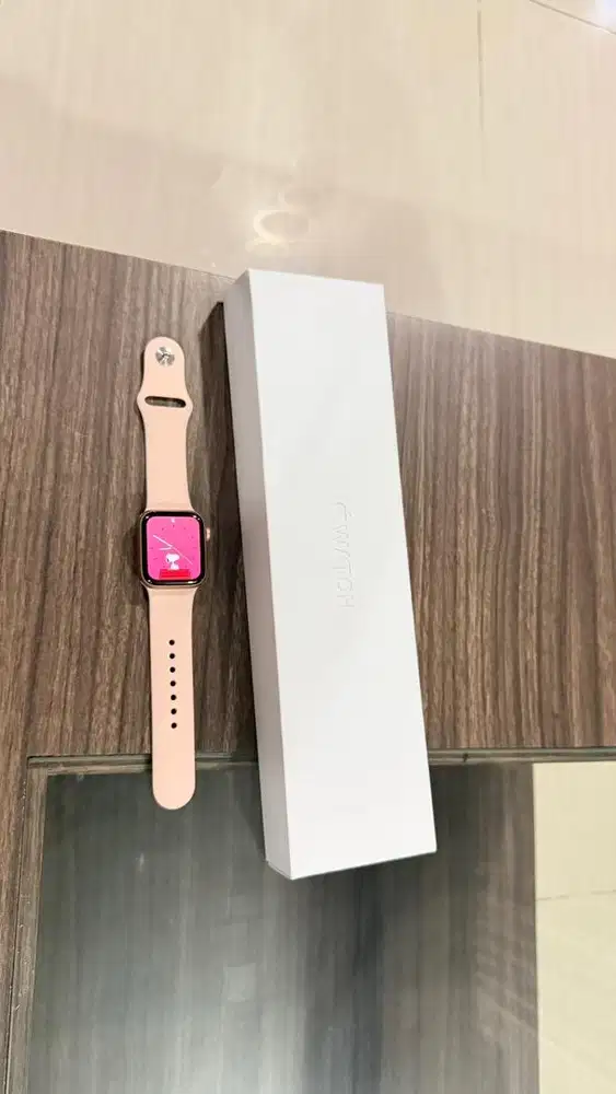 Iwatch series 6 (40MM)