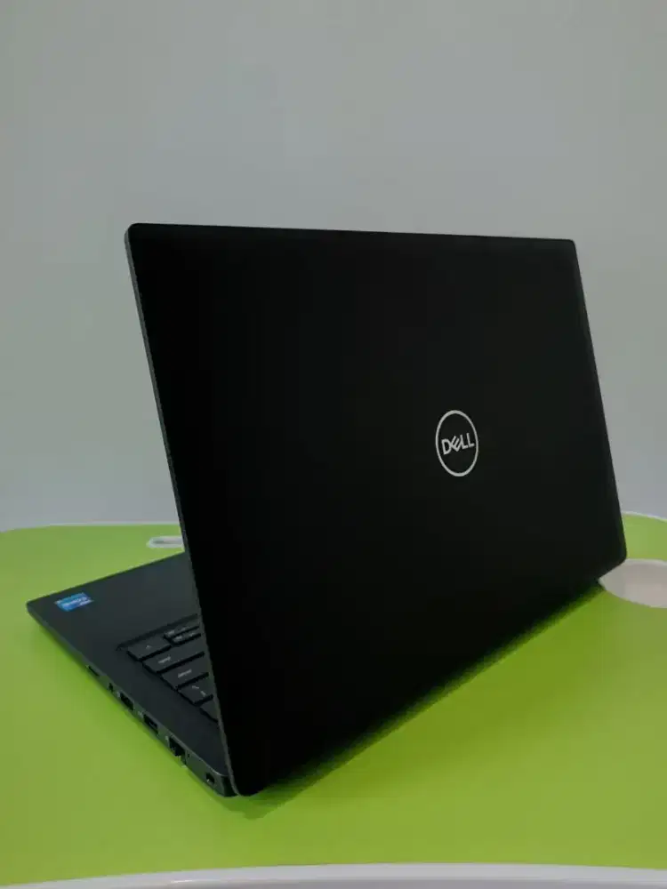 Laptop Dell Core i5 Gen 11 RAM 16GB SSD 512GB