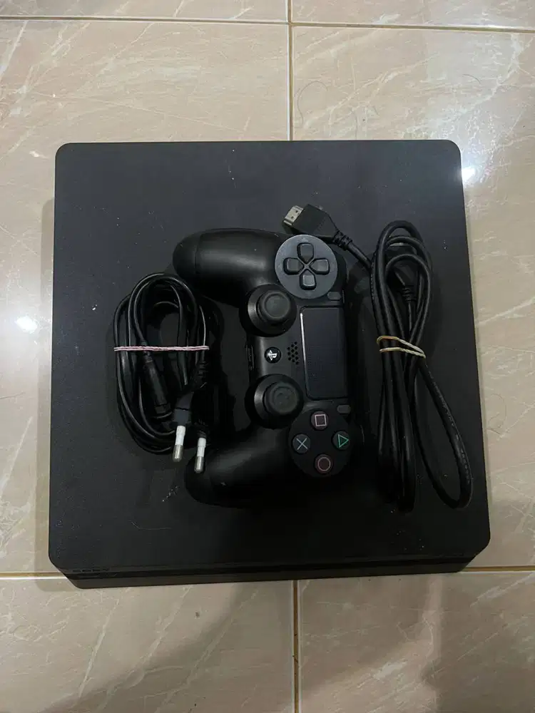 PS 4 SLIM 500GB