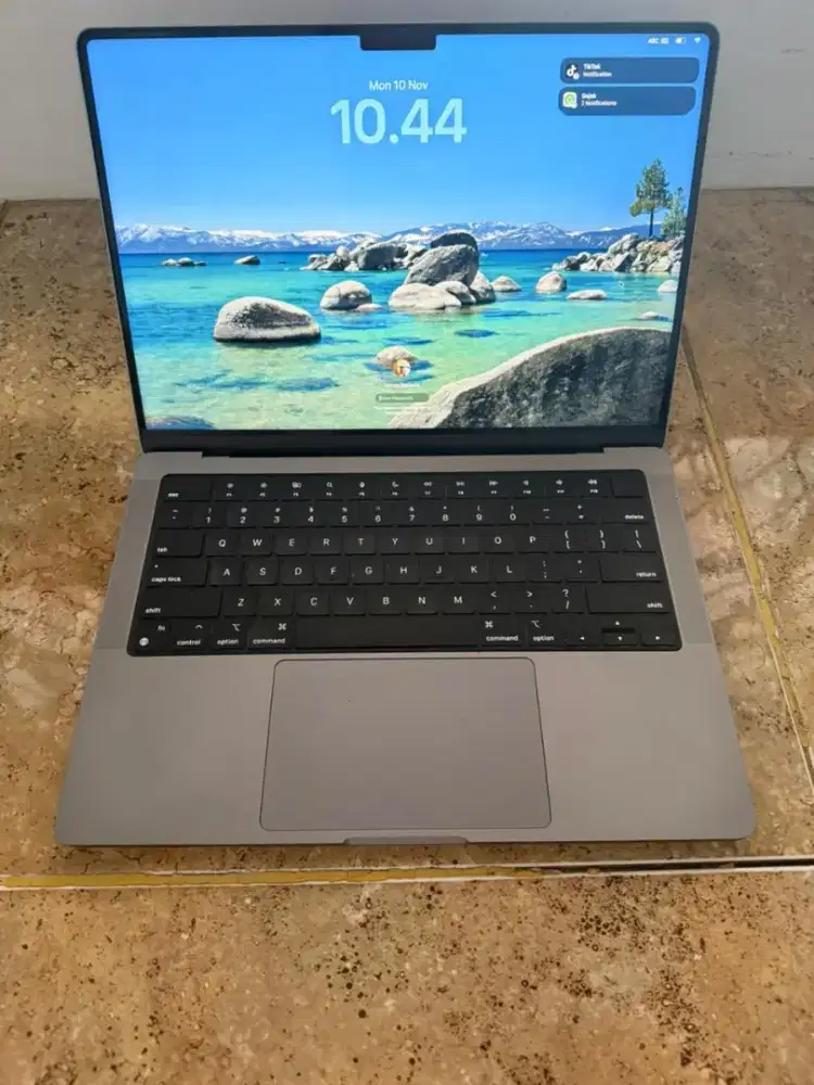 Macbook pro M1 2021 (A2442) Grey