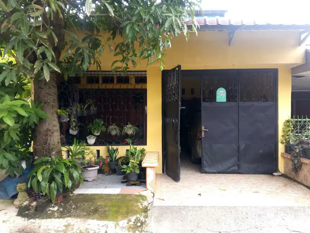 Rumah 2 Tingkat Di Prumnas Mandala