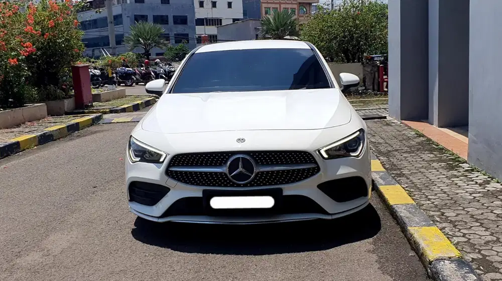 Km37rb mercedes benz mercy cla200 amg line 2019 putih