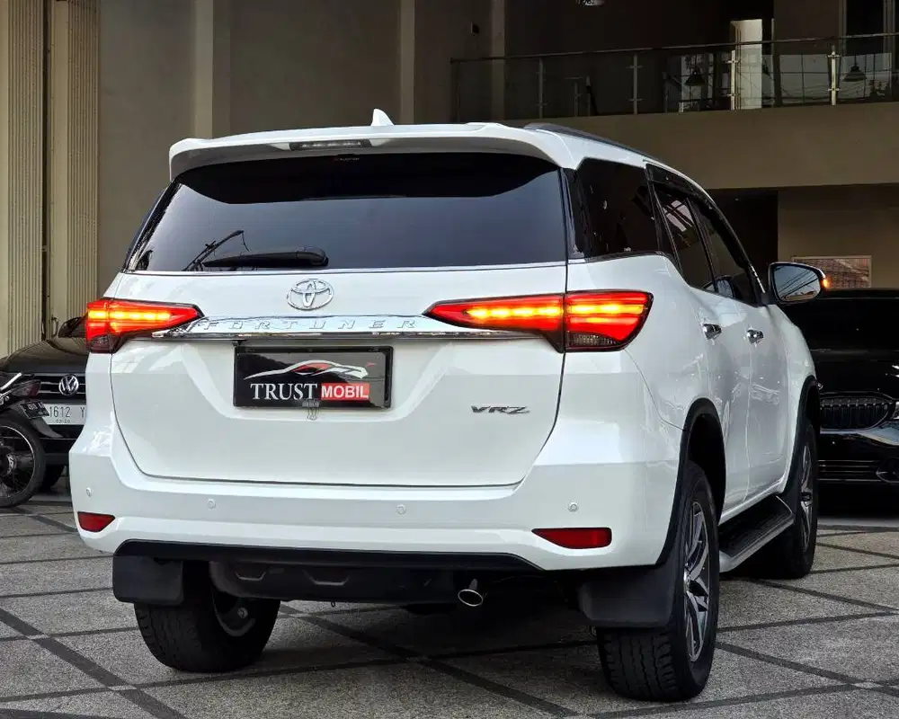 7 SEATER!! TOYOTA FORTUNER VRZ DIESEL FULL SPEC 2016 PUTIH