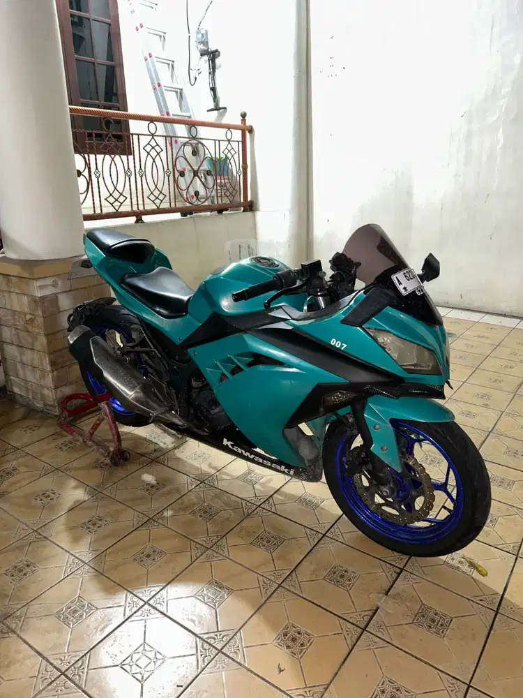 NINJA 250CC 2014 SPESIAL EDITION