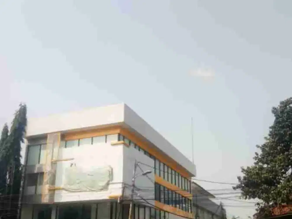 Dijual / Disewakan Gedung 4 Lt di Jati Negara  Lt 720 m2 lb 1.200 m2 parkir mobil 10, parkir motor 20, survei yuk