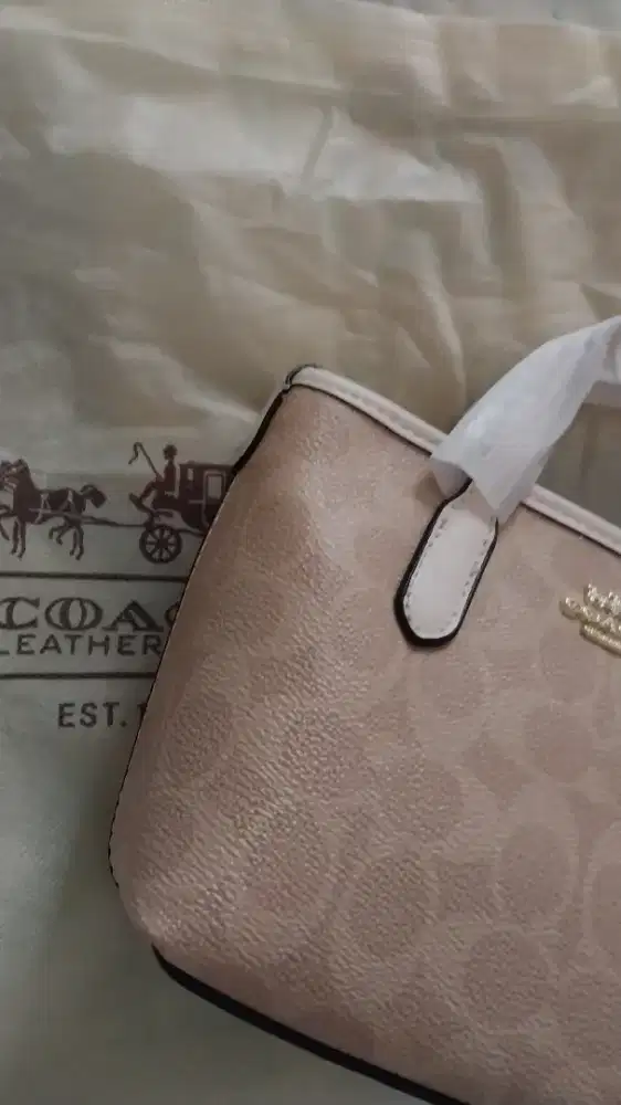 Tas Coach.. mini sling bag..