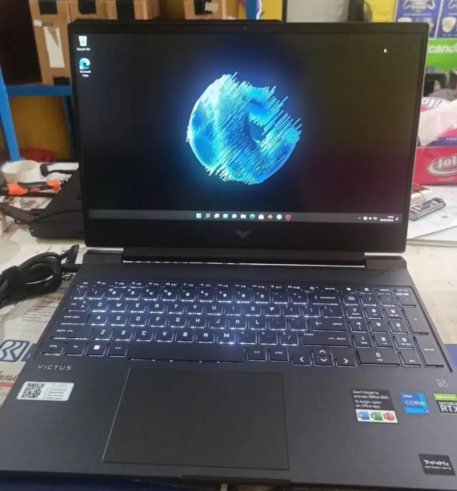 Laptop Gaming HP Victus 15 Core i7 Gen 12 Ram 16Gb RTX3050 4GB