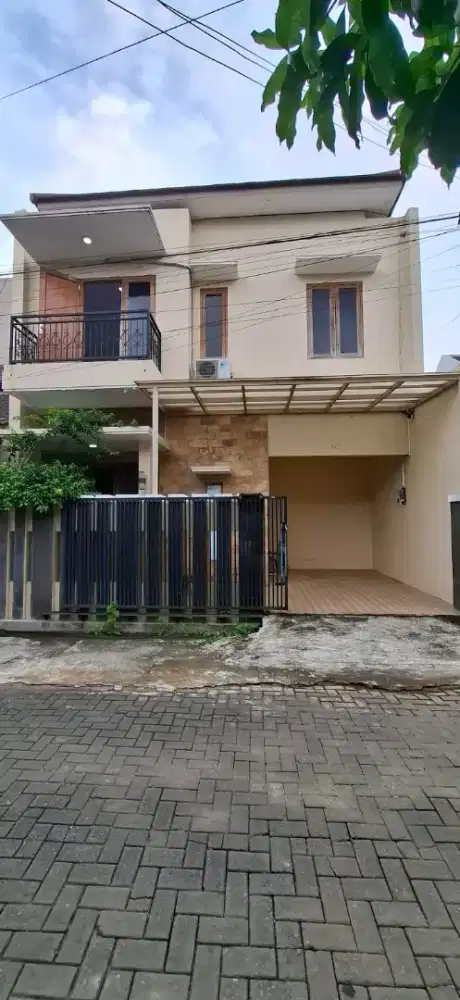 RUMAH MEWAH FULL FURNISH KOLAM RENANG MULAWARMAN UNDIP TEMBALANG