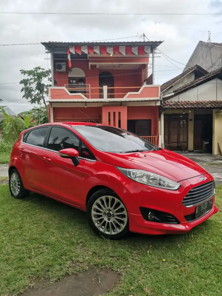 Ford fiesta ecoboost at low KM