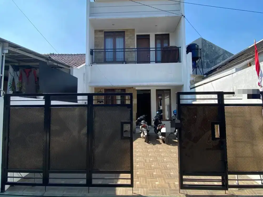 Rumah 2 Lantai di Arcamanik Sekitar Jalan Jamrud Endah Sari Permata Elok | LA278