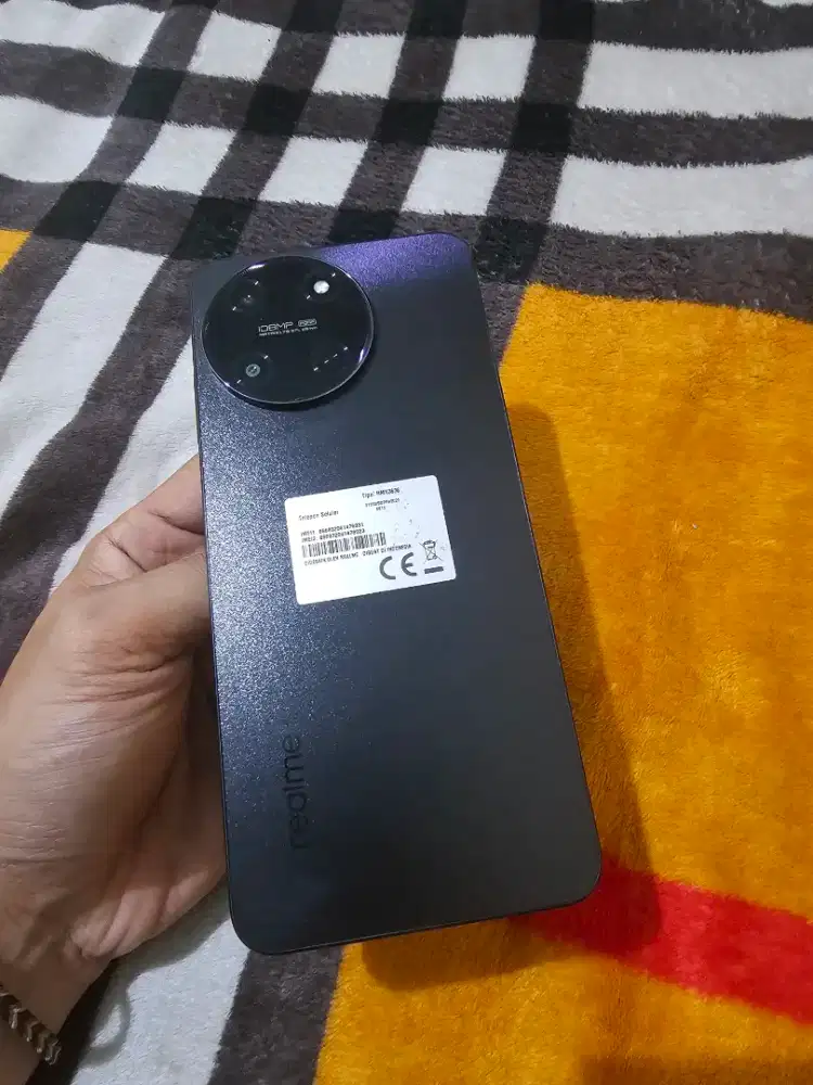 Realme 11 8/256 nominus bs tt