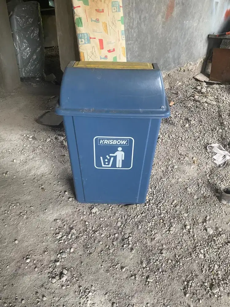 tong sampah krisbow