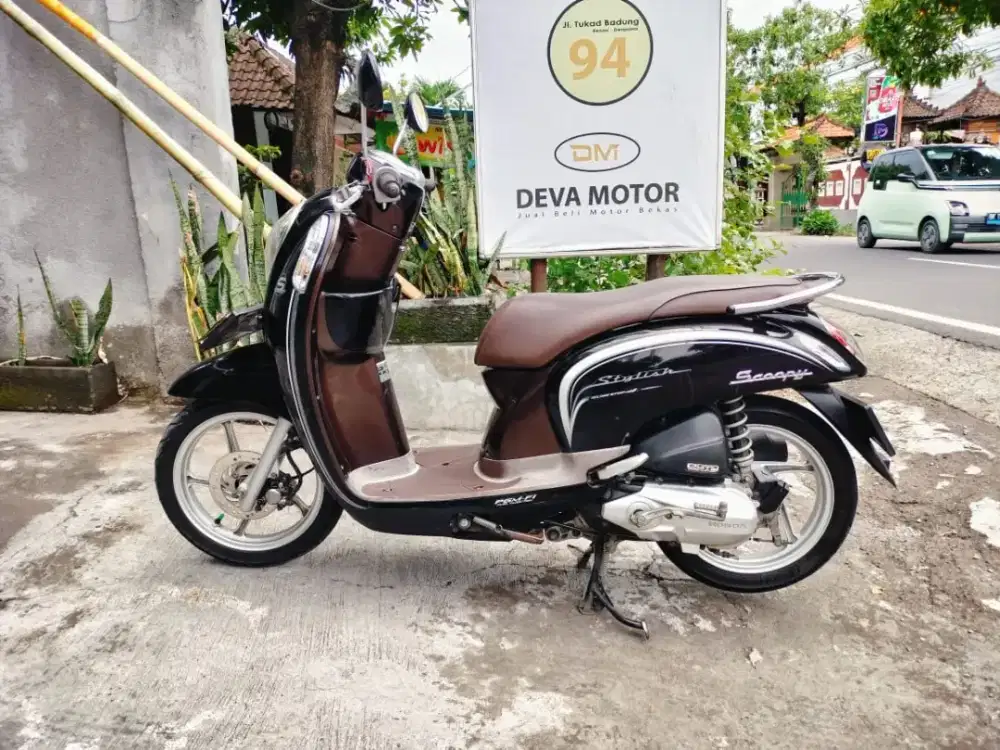 Scoopy hitam 2016 ORI Deva motor