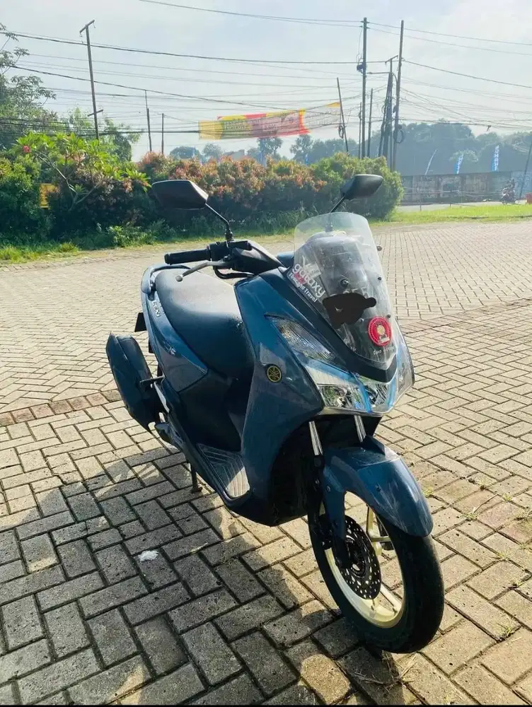 Dijual Cepat! Yamaha Lexi 125 Tahun 2018 – Siap Pakai & Super Irit!