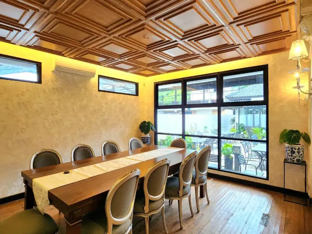 INDONESIAN AUNTHENTIQUE RESTO WITH PADEL COURT DI LOKASI SUPER STRATEGIS DAN BERKELAS BUAT PARA EXPATRIAT DI KEMANG.