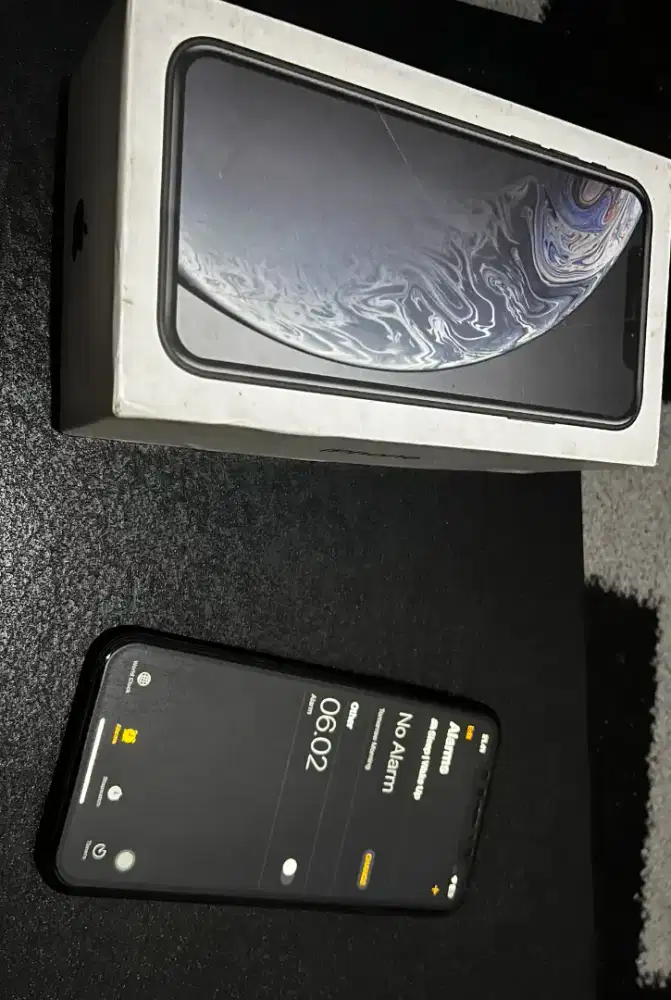 Jual Iphone XR 64 GB