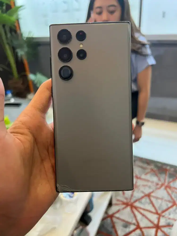 Samsung S22 ultra 12/256GB Minus