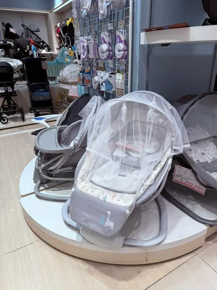 Ayunan bayi Preloved