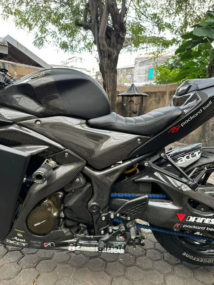 Yamaha R25 nik 2014
