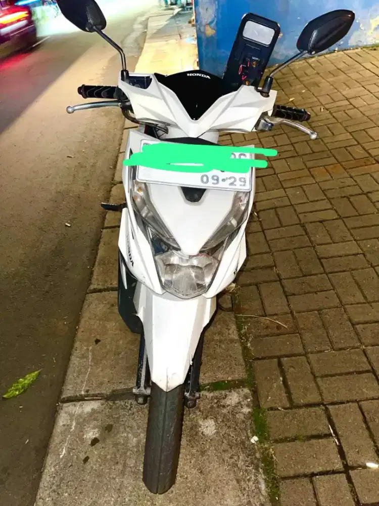 Dijual cepat honda beat tahun 2016