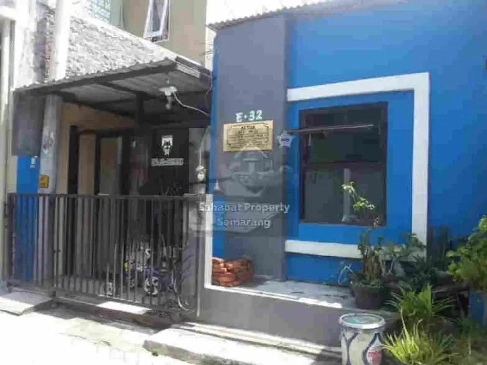 Rumah Full Bangunan di Bangetayu Regency Blok E