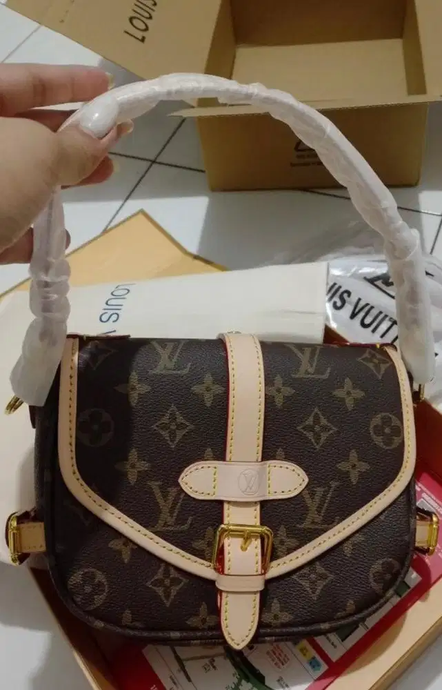 Tas Lv authentic 100%
