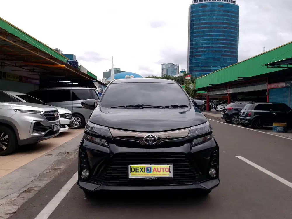 (KM30000) TOYOTA AVANZA VELOZ 1.5 AT NIK 2019 FACELIFT KM RENDAH