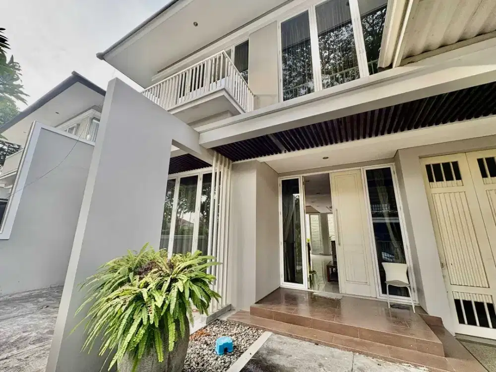 DISEWAKAN RUMAH ROYAL RESIDENCE LUAR CLUSTER 4KT FULL FURNISH WIYUNG