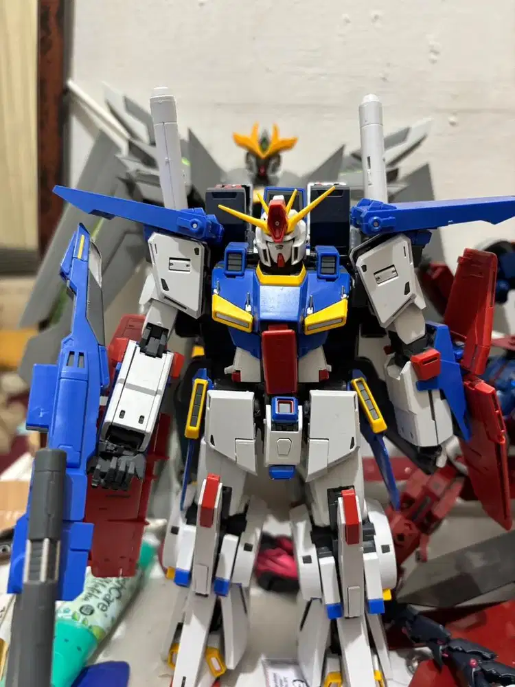 MG 1/100 ZZ GUNDAM Ver. KA BANDAI