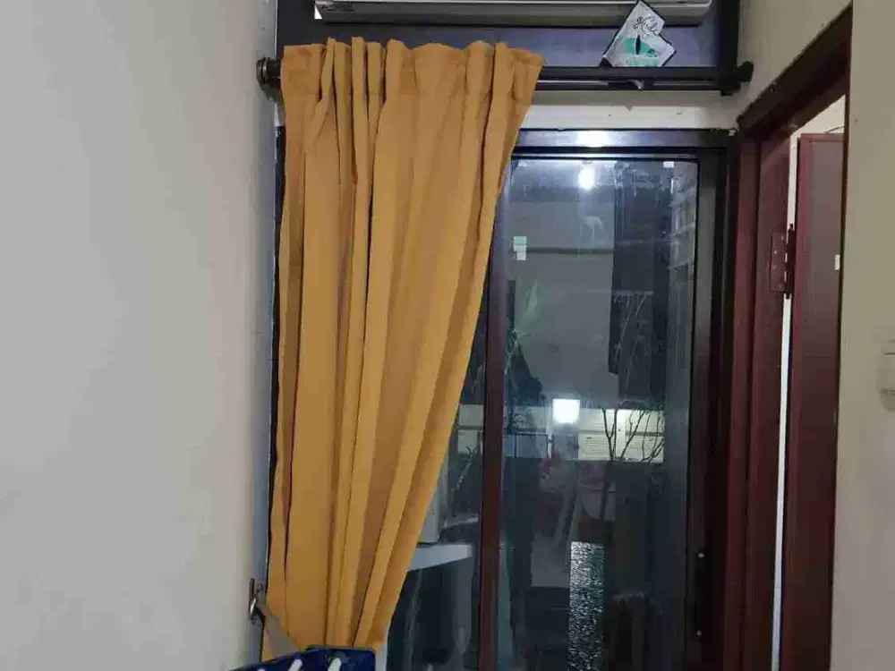 Apartemen Gateway Ahmad Yani Cicadas 2 BR Lantai 1 Shappire dijual cepat harga di bawah pasar
