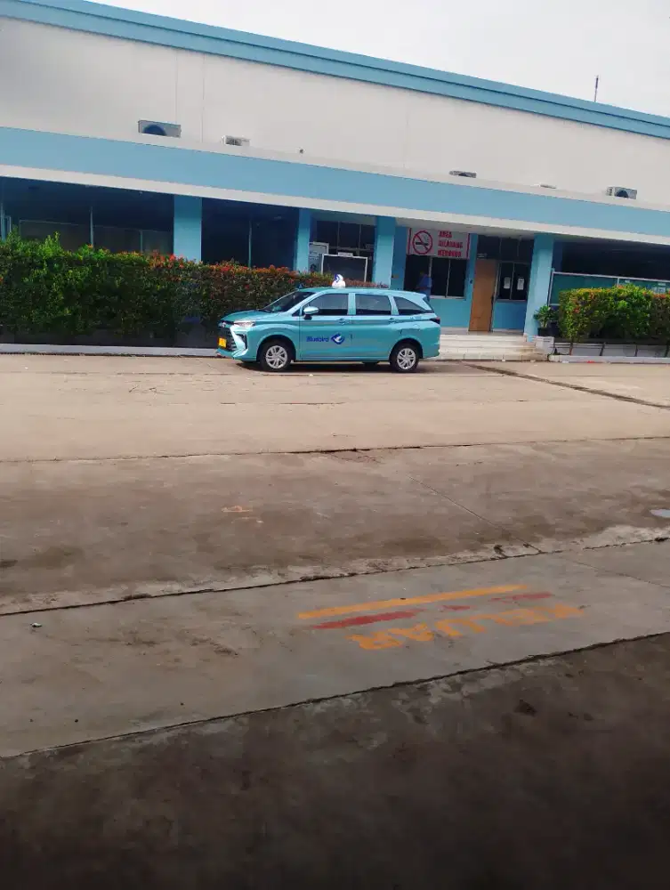 Lowongan Driver Taxi Blue Bird