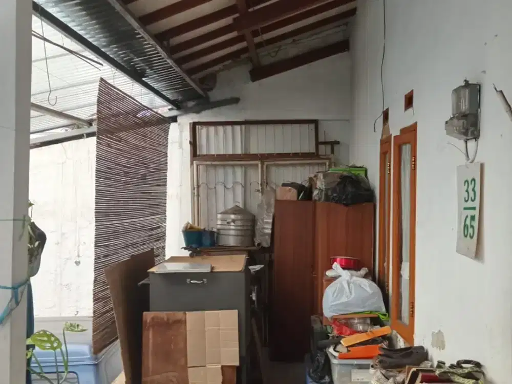 Rumah Tua Terawat Murah Sekali Strategis Pusat Kota Bandung di Sayap Pajajaran Bandung