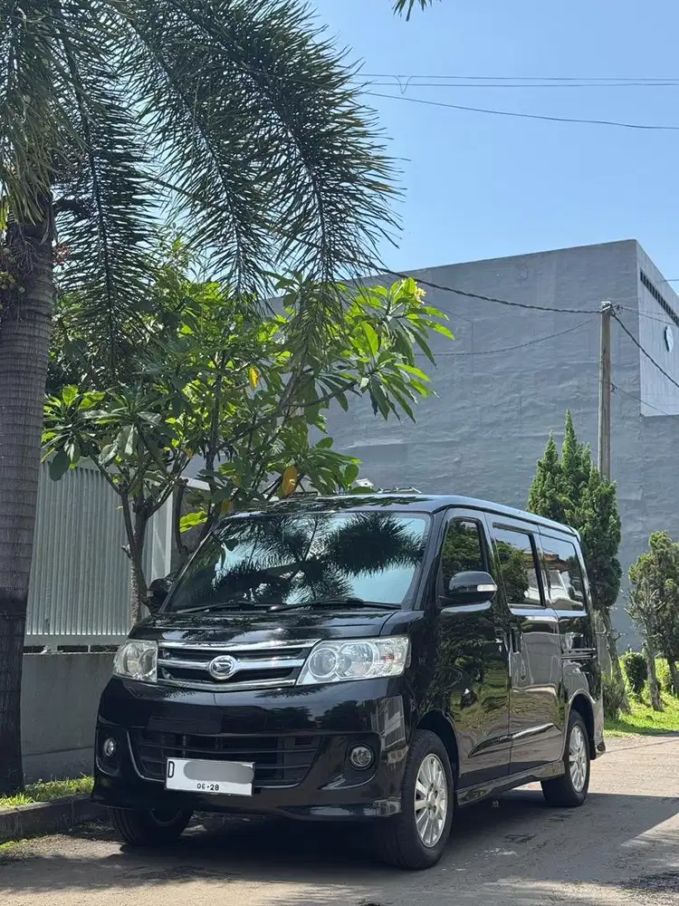 Daihatsu Luxio 1.5 X 2013 MT mulus