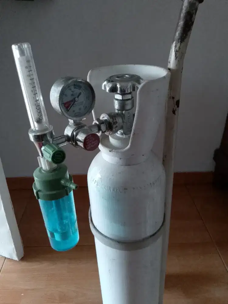 Tabung oxygen komplit