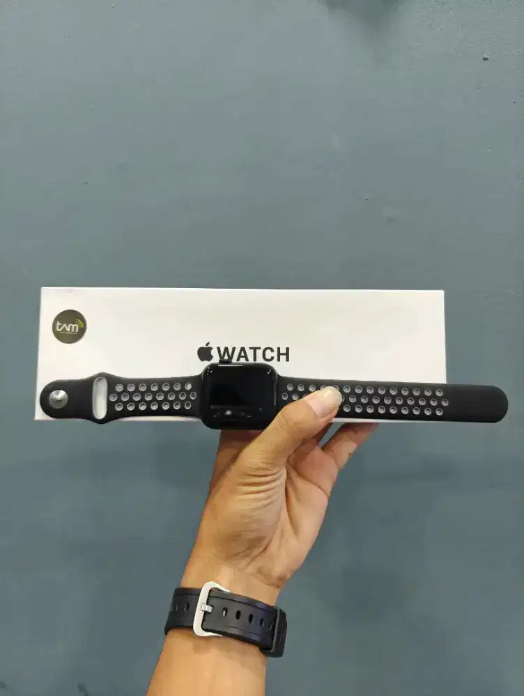 Apple Watch SE Gen 2 44mm iBox Like New Garansi Panjang
