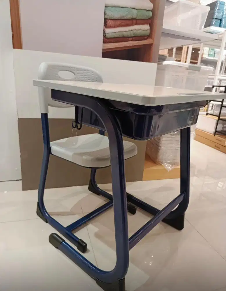 Set bangku dan meja sekolah gratis kirim